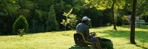 Lawn Care Maintenance Worker